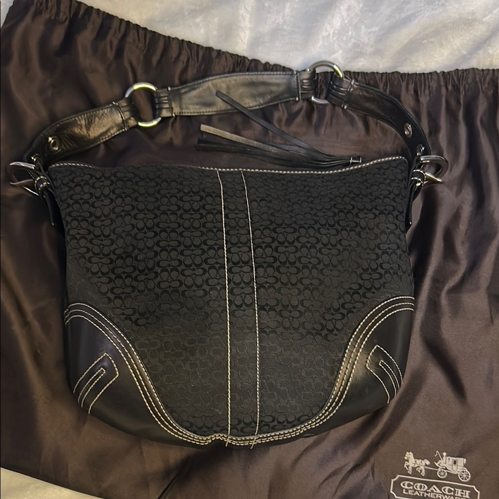 Coach Black and White Signature Shoulder Bag - Picture 2 of 10